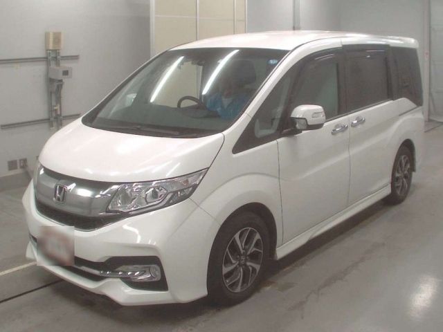 30358 Honda Step wagon RP3 2015 г. (CAA Tokyo)